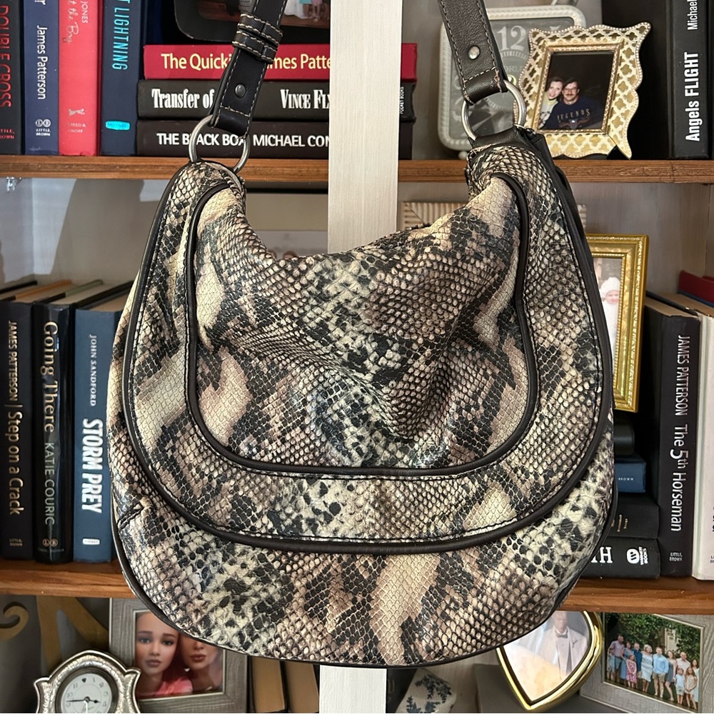 Ana snake skin purse